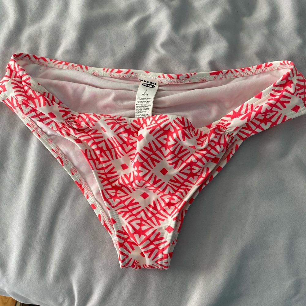 Never worn old navy bikini bottoms